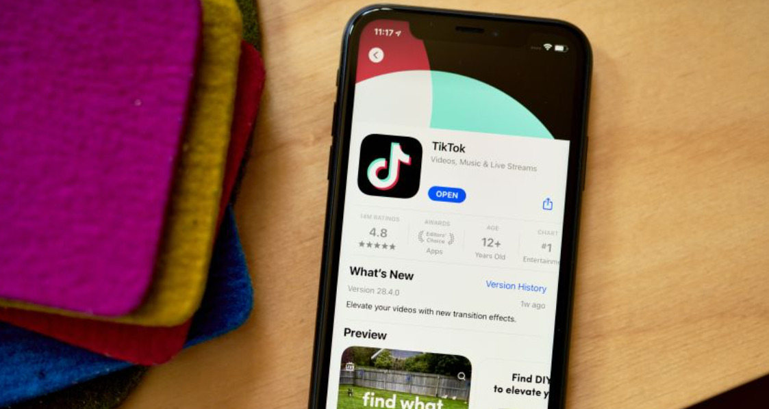 A Bill that might Outlaw Tiktok is Unanimously Approved by a House Panel